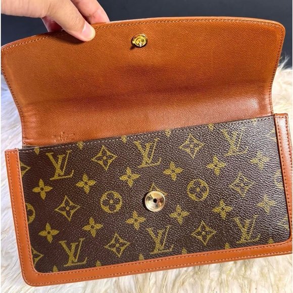 Louis Vuitton Dame Clutch Pouch professionally converted to Sling Cross-bag - Picture 2 of 16